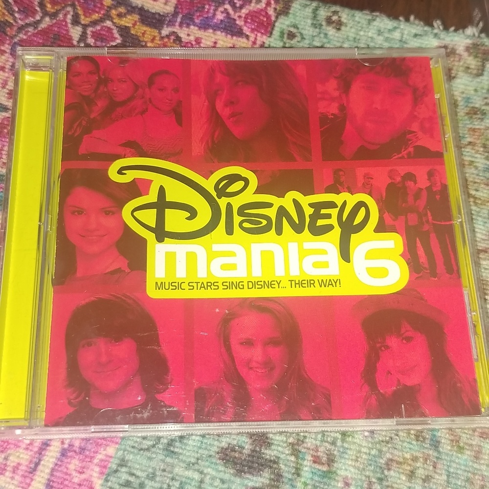 Disney Mania 6 ,CD. Demi Lovato, Selena Gomez Billy Ray Cyrus and more